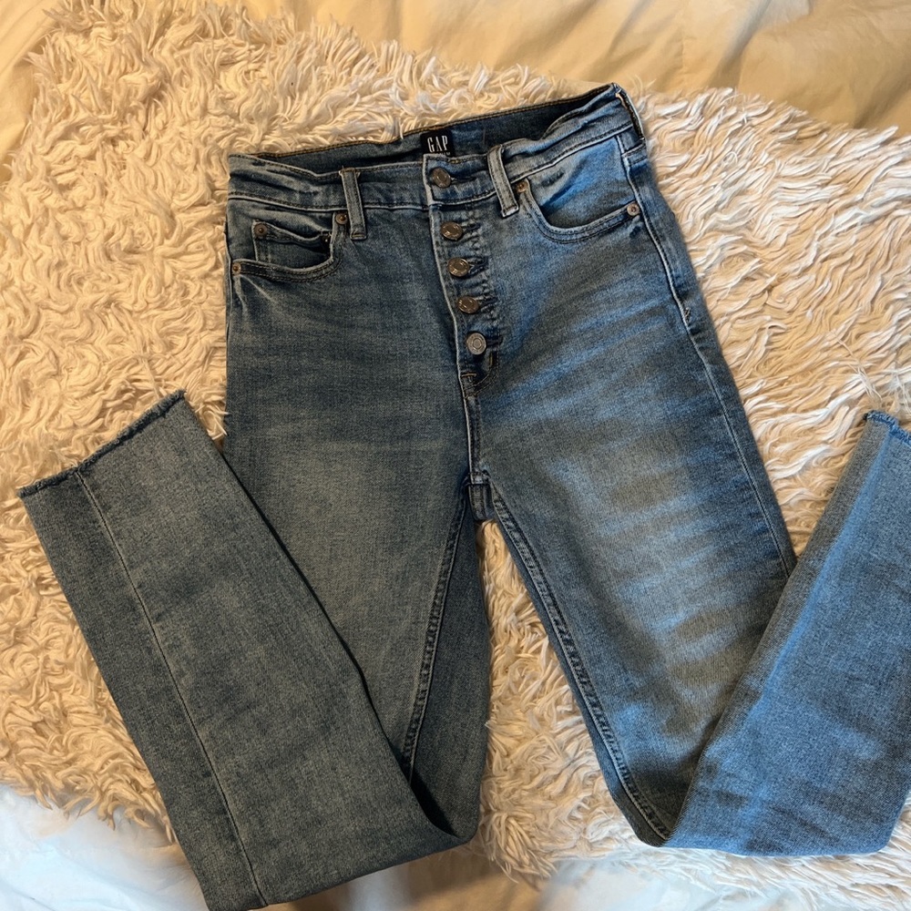 GAP jeans - Picture 2 of 3